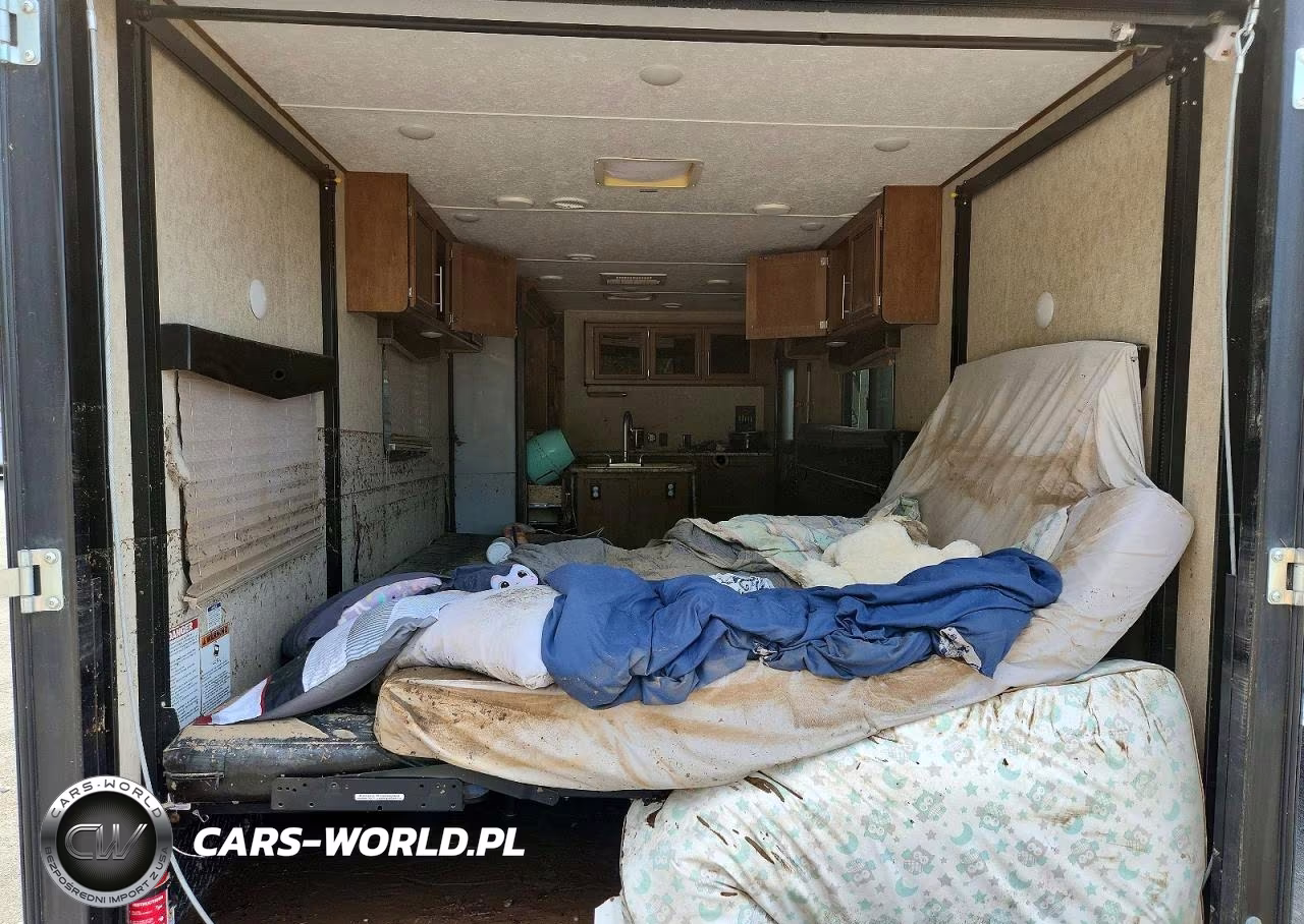 2017 Forest River Fury Camper VIN:5ZT3FHVB4HG200353 - 6