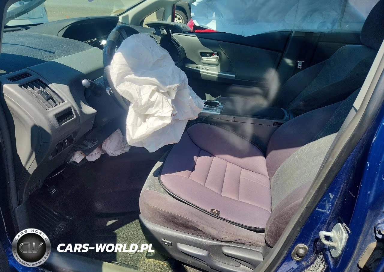 2012 Toyota Prius V Three VIN:JTDZN3EU1C3139045 - 7
