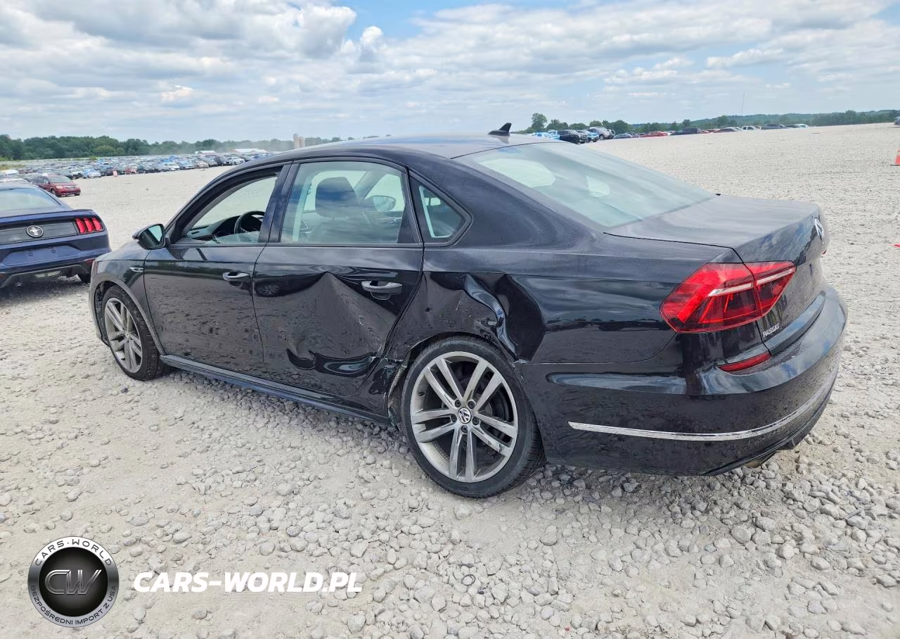2018 Volkswagen Passat S VIN:1VWAA7A39JC032087 - 2