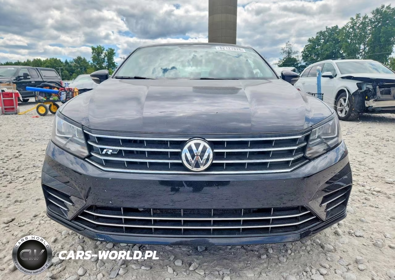 2018 Volkswagen Passat S VIN:1VWAA7A39JC032087 - 5