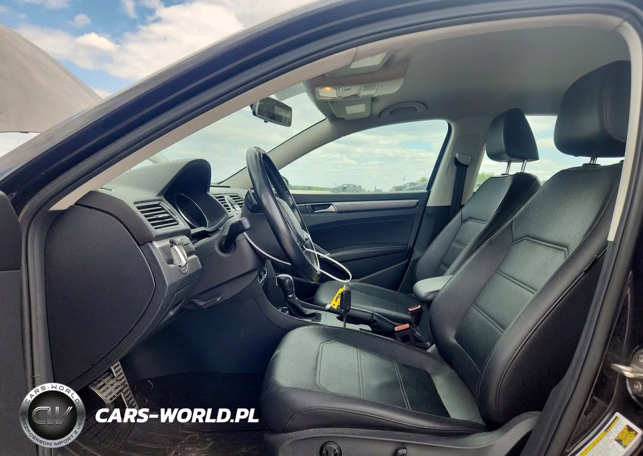2018 Volkswagen Passat S VIN:1VWAA7A39JC032087 - 7