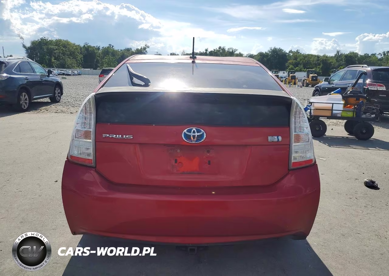 2011 Toyota Prius Two VIN:JTDKN3DU7B1471245 - 6