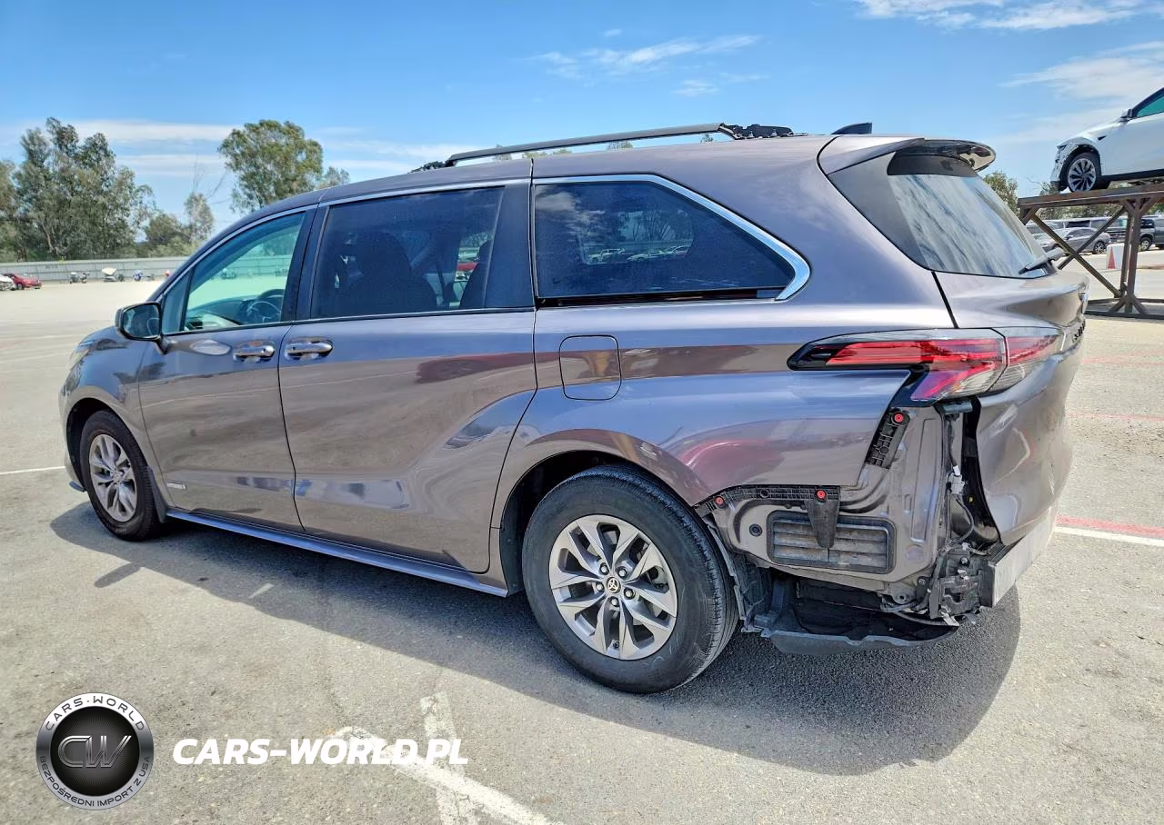2021 Toyota Sienna Le VIN:5TDKRKEC3MS044610 - 2