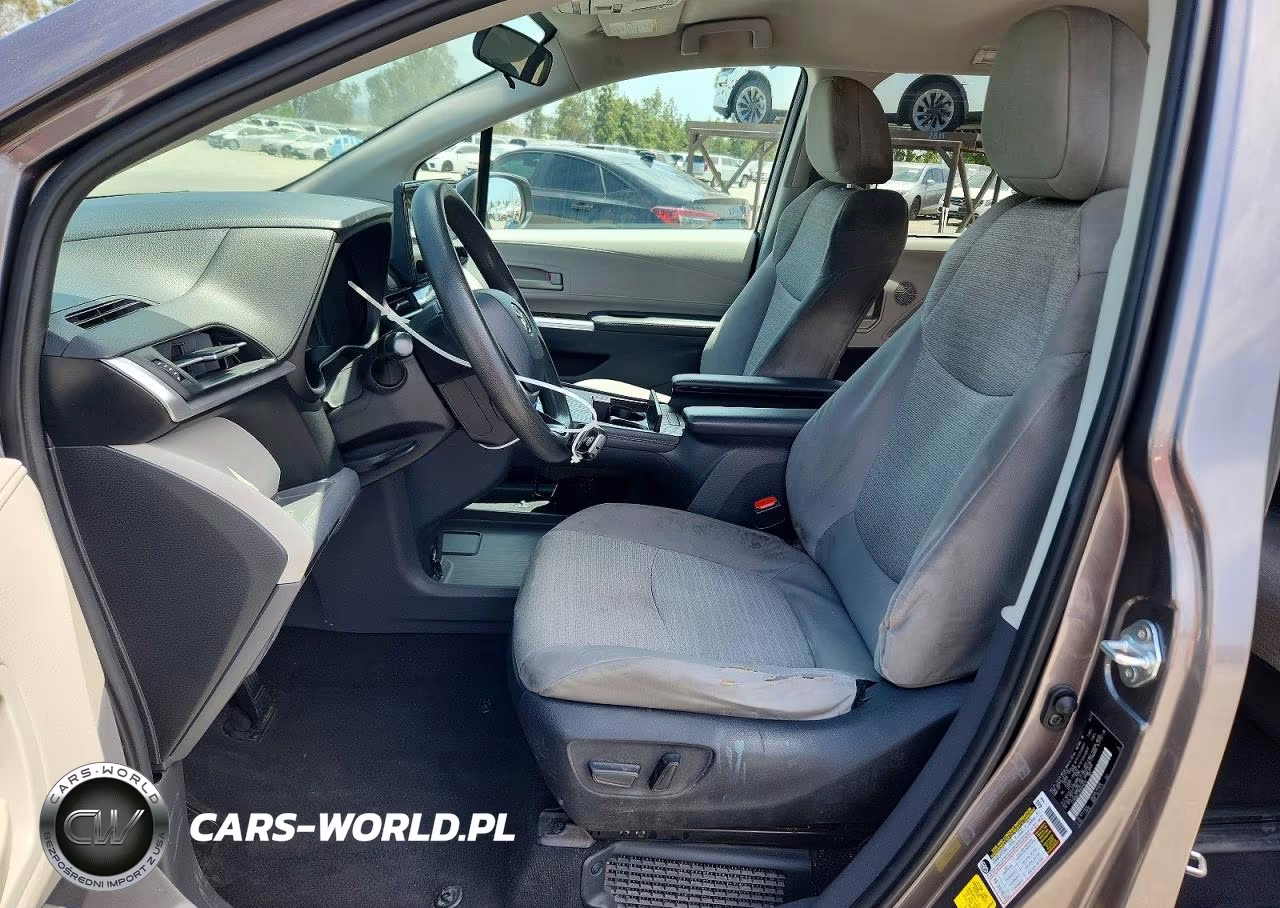 2021 Toyota Sienna Le VIN:5TDKRKEC3MS044610 - 7