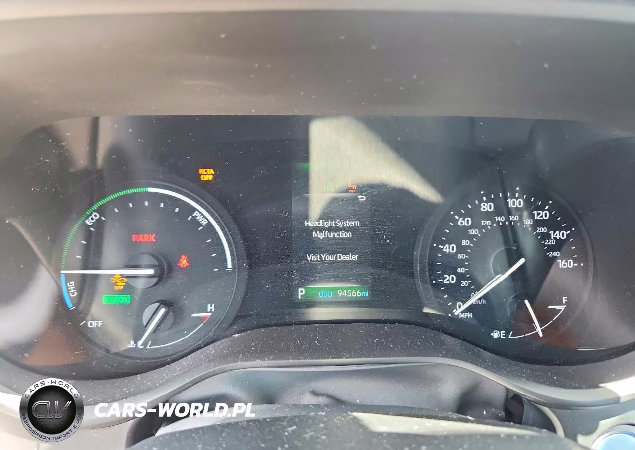 2021 Toyota Sienna Le VIN:5TDKRKEC3MS044610 - 9