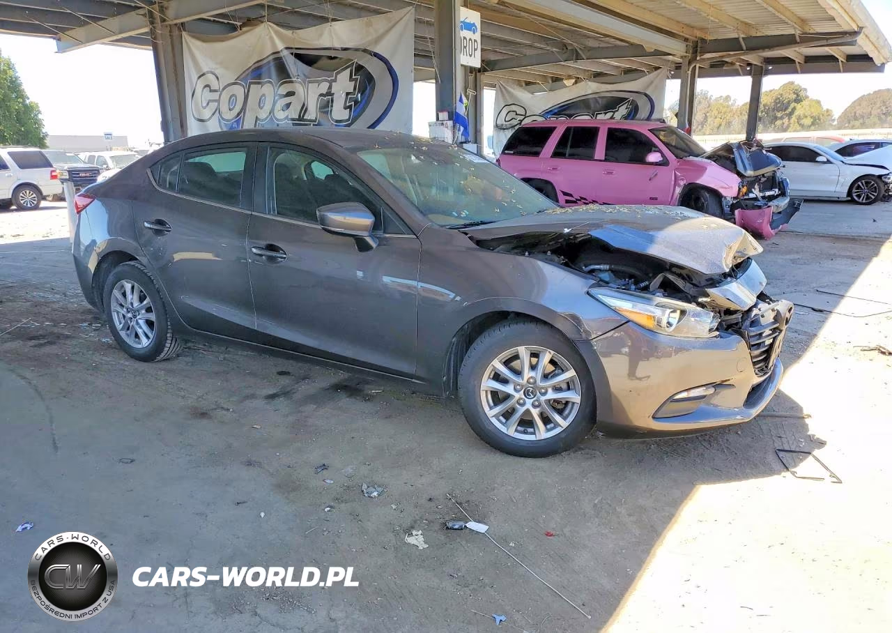 2018 Mazda 3 Sport VIN:3MZBN1U76JM189837 - 4