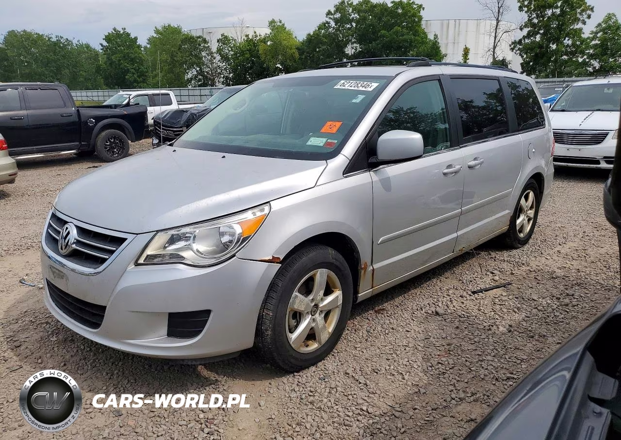 2009 Volkswagen Routan Se