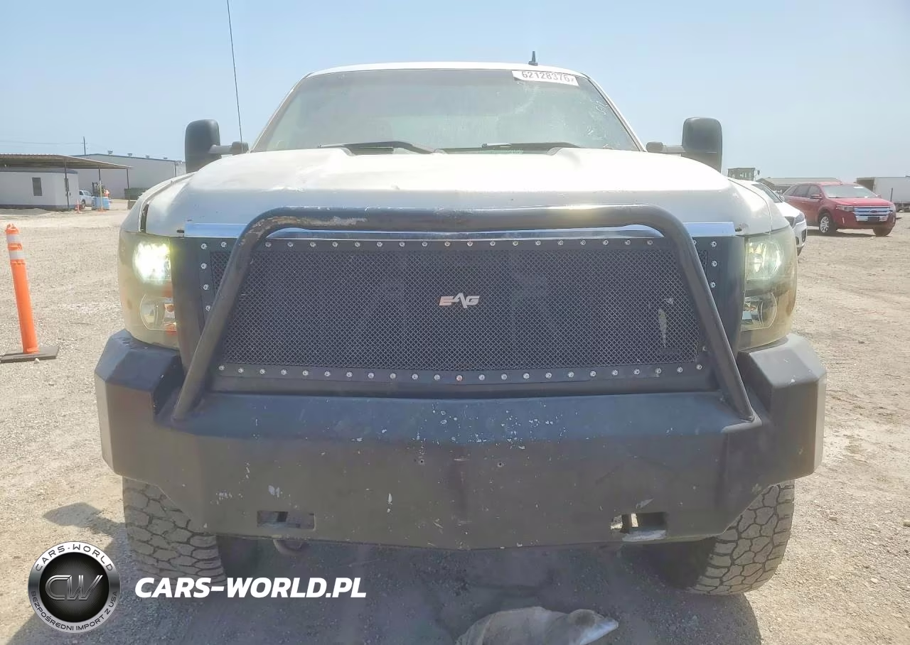 2008 Chevrolet Silverado 2500Hd Work Truck VIN:1GCHK23638F193374 - 5