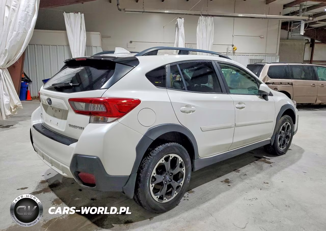 2021 Subaru Crosstrek Premium VIN:JF2GTAPC6M8209554 - 3