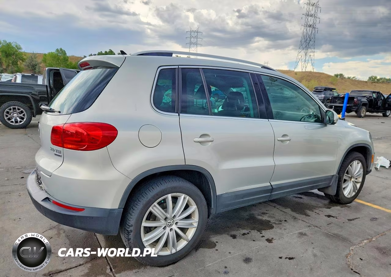 2013 Volkswagen Tiguan S VIN:WVGBV7AXXDW545099 - 3