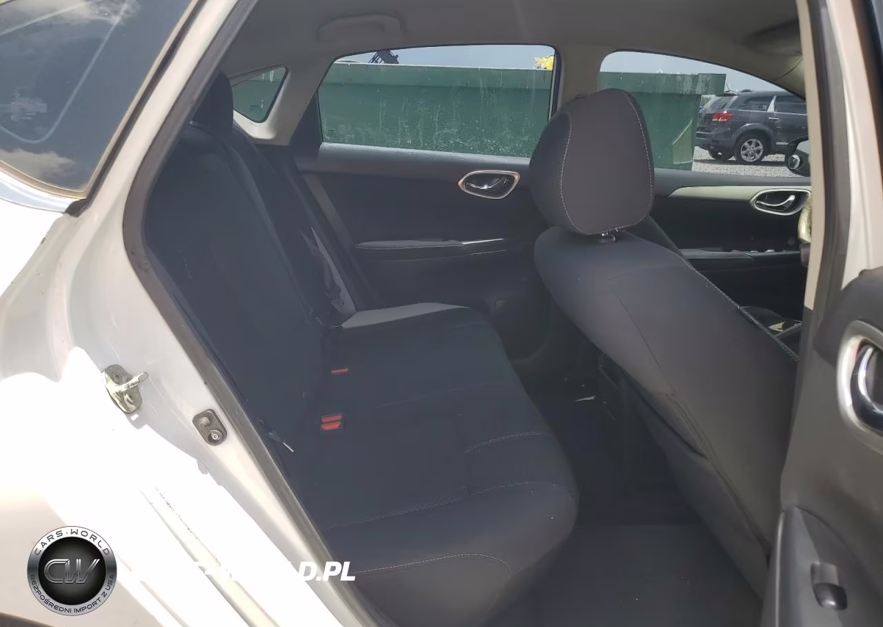2015 Nissan Sentra S VIN:3N1AB7AP4FY313590 - 10