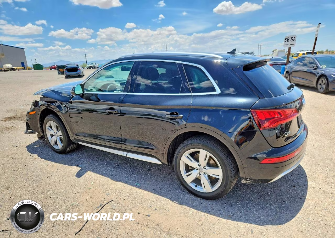 2019 Audi Q5 Premium VIN:WA1ANAFY5K2118992 - 2