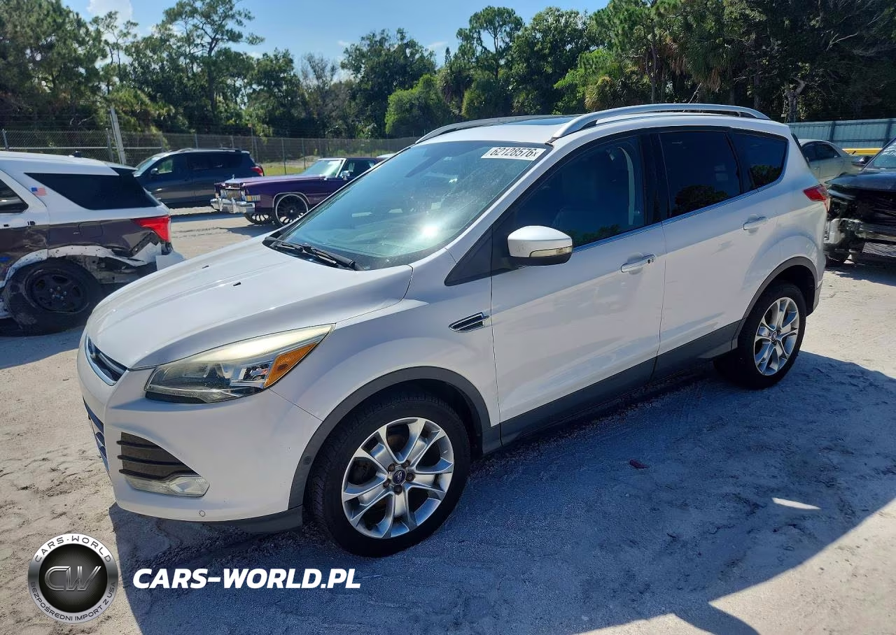 2015 Ford Escape Titanium – zdjęcie 1 z 13