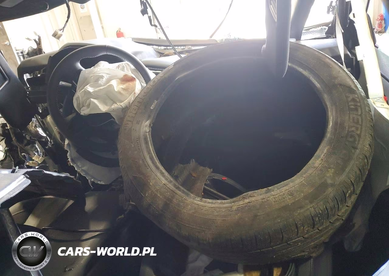 2025 Toyota Camry Se VIN:4T1DBADK2SU013661 - 8