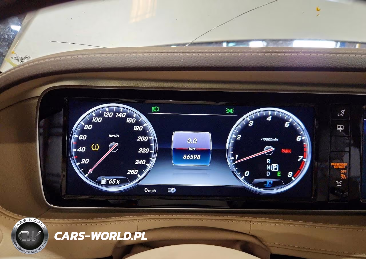 2017 Mercedes-Benz S 550 4Matic VIN:WDDUG8FBXHA331877 - 9