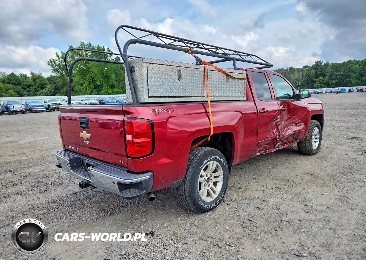 2018 Chevrolet Silverado K1500 Lt VIN:1GCVKREC1JZ177516 - 3