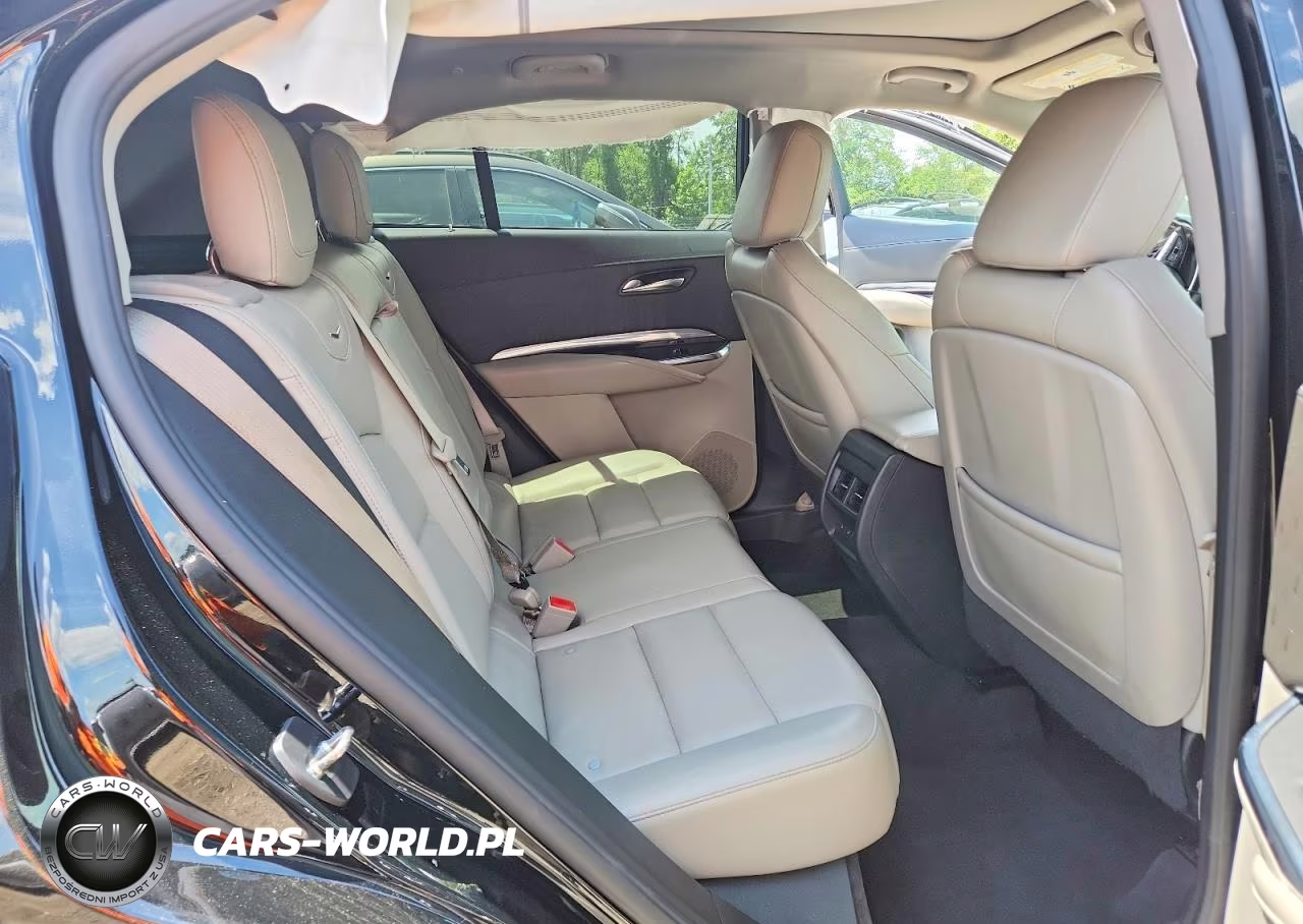 2022 Cadillac Xt4 Luxury VIN:1GYFZBR42NF159019 - 11