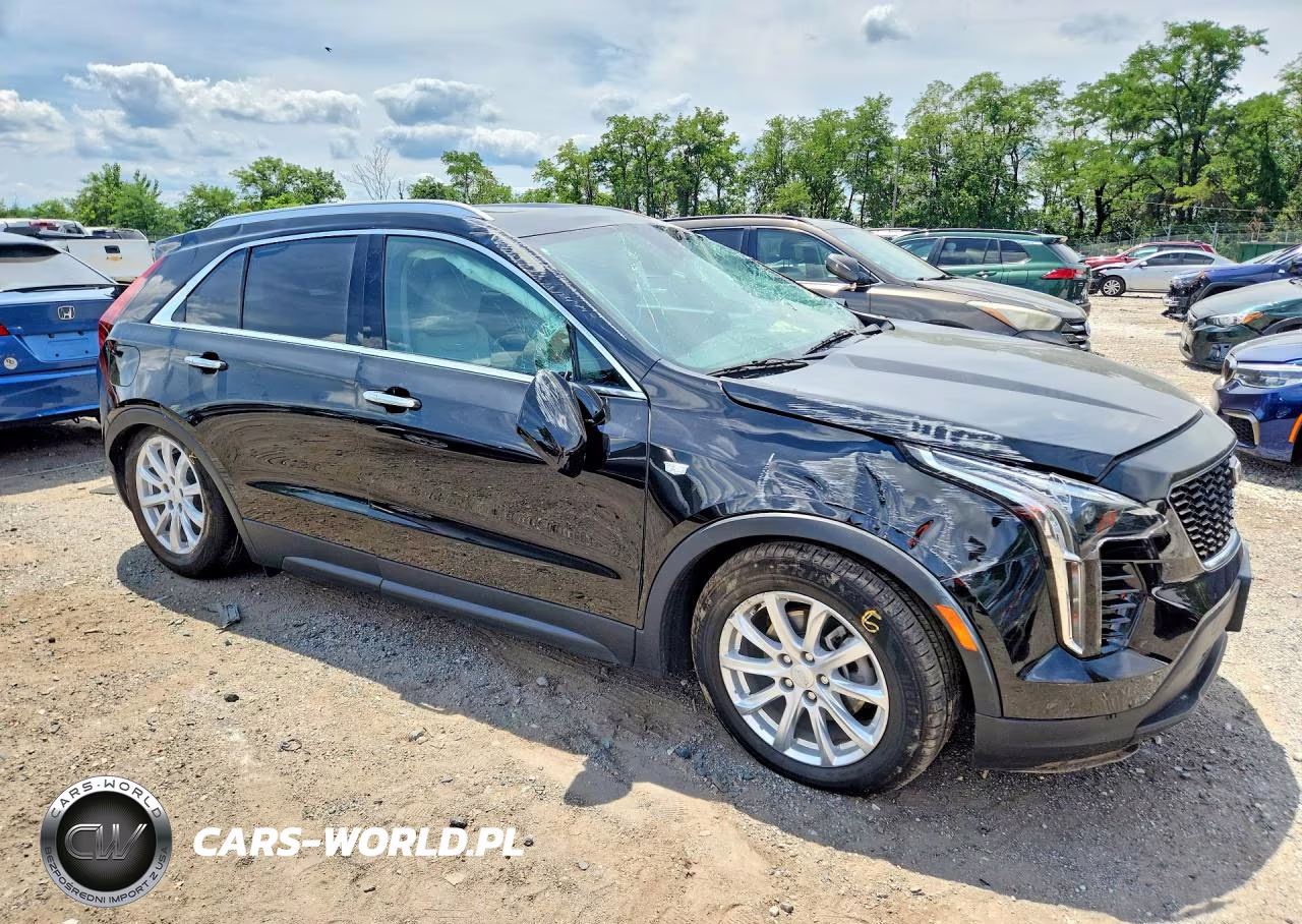 2022 Cadillac Xt4 Luxury VIN:1GYFZBR42NF159019 - 4