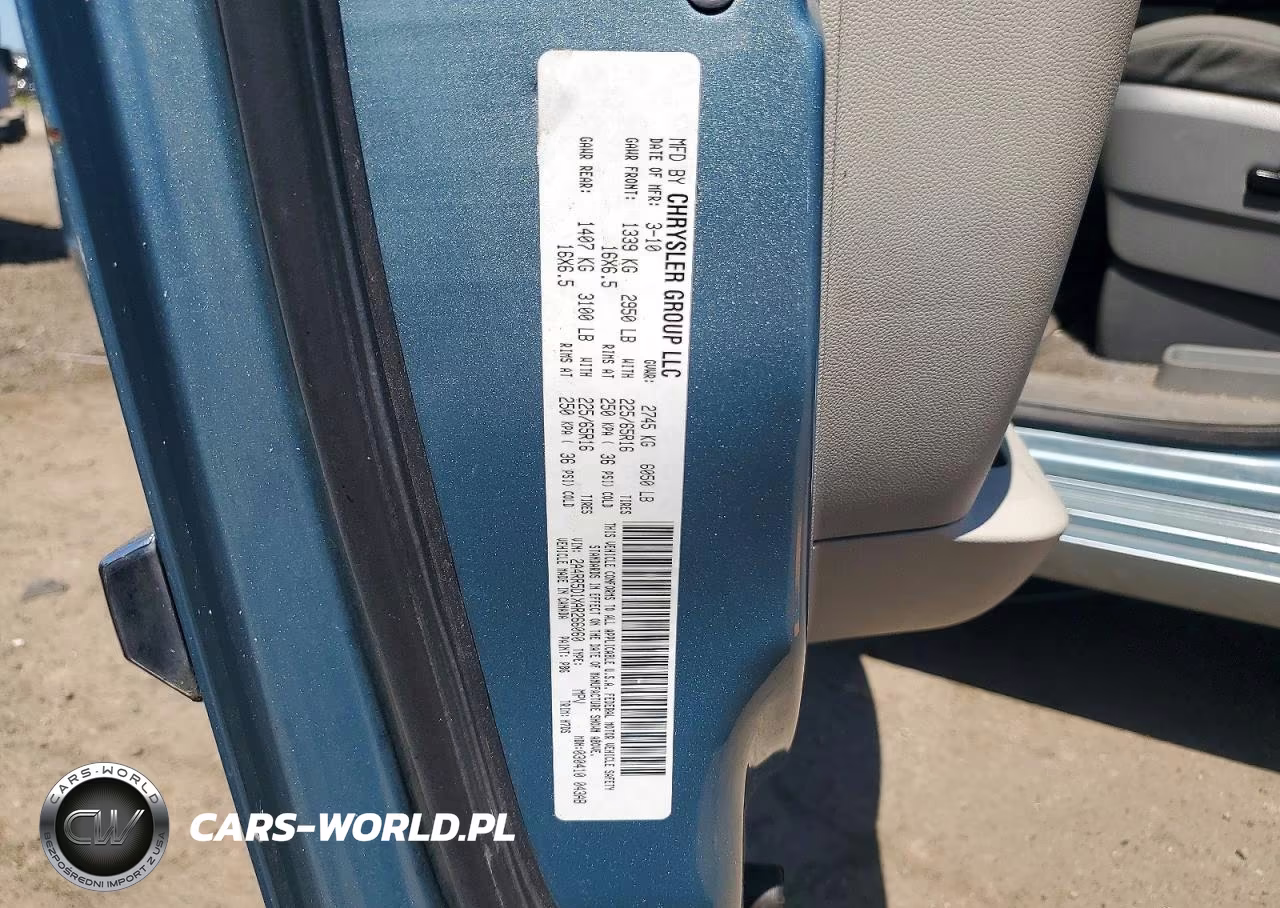 2010 Chrysler Town & Country Touring VIN:2A4RR5D1XAR266060 - 13