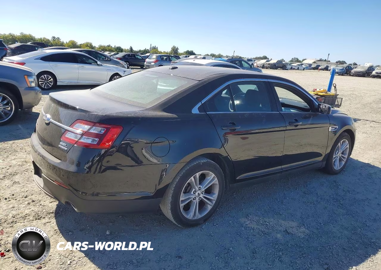 2018 Ford Taurus Sel VIN:1FAHP2E84JG127857 - 3