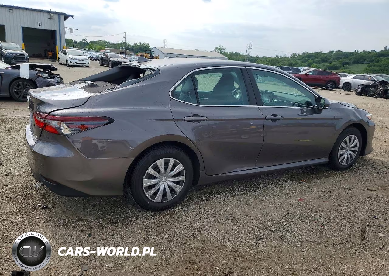 2023 Toyota Camry Le VIN:4T1C31AK5PU602062 - 3