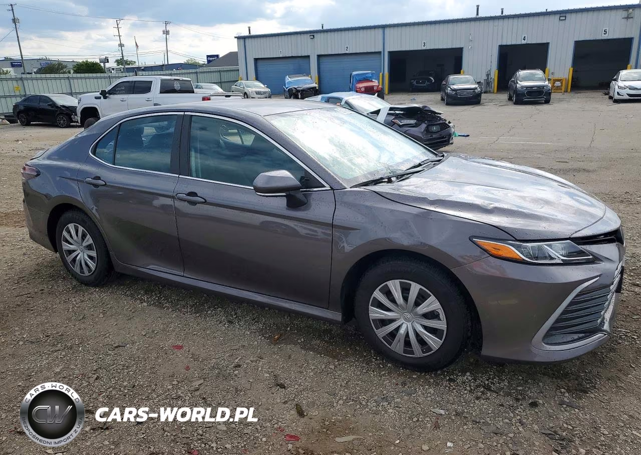 2023 Toyota Camry Le VIN:4T1C31AK5PU602062 - 4