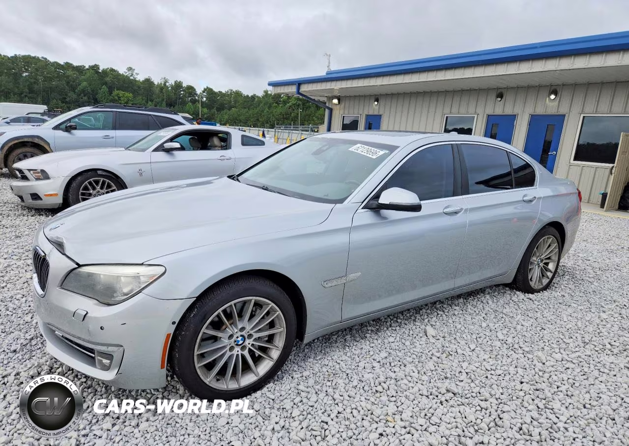 2013 BMW 750 I