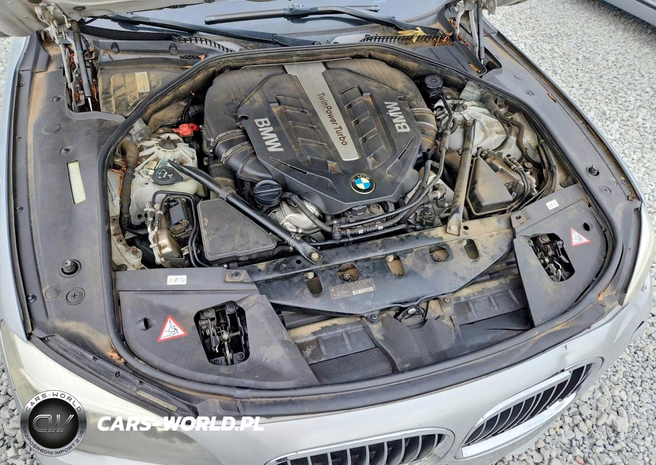 2013 BMW 750 I VIN:WBAYA8C55DD228027 - 11