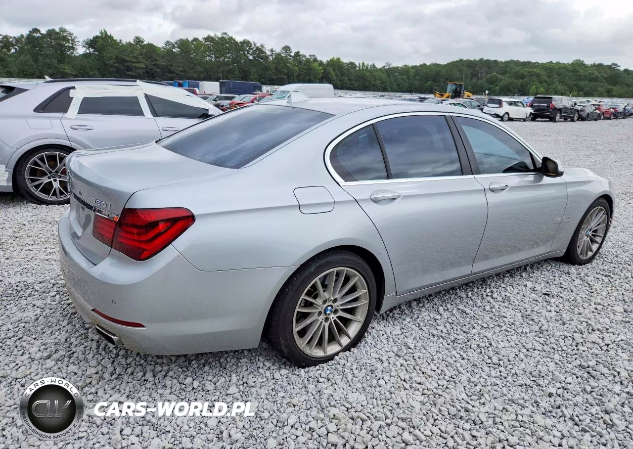 2013 BMW 750 I VIN:WBAYA8C55DD228027 - 3