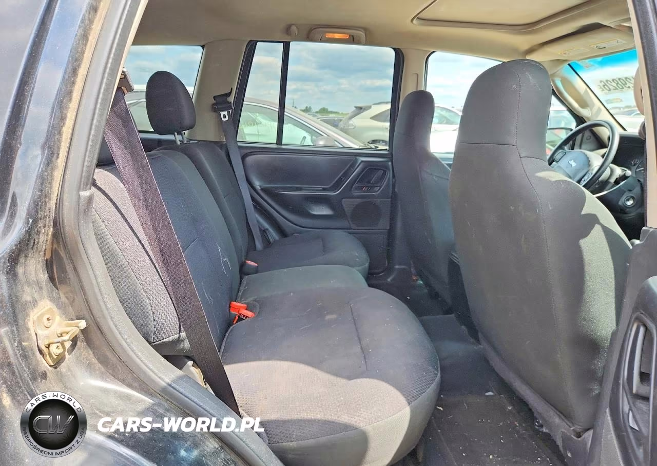 2004 Jeep Grand Cherokee Laredo VIN:1J4GW48SX4C401189 - 10