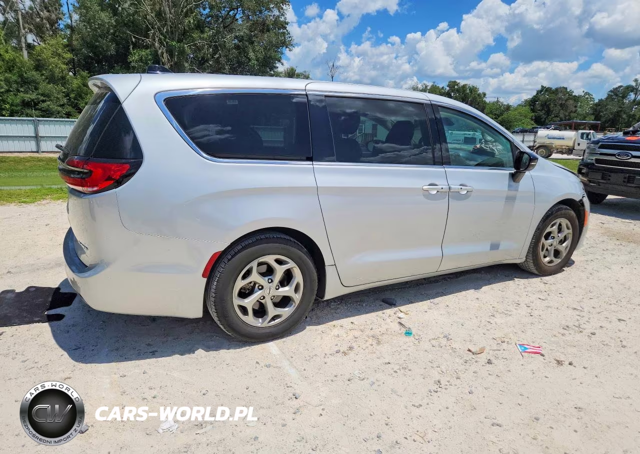 2024 Chrysler Pacifica Limited VIN:2C4RC1GG9RR128165 - 3