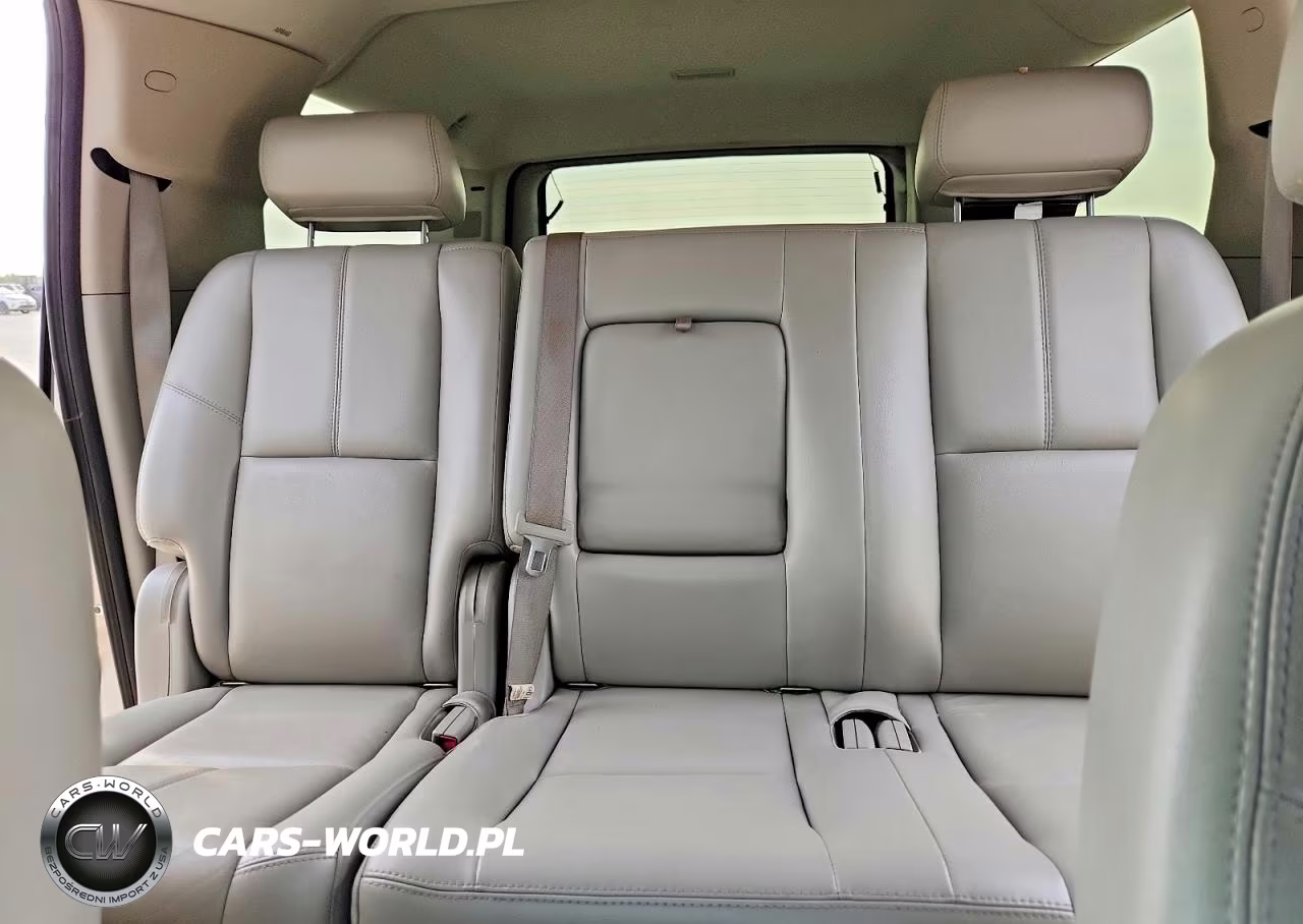 2007 Chevrolet Suburban K1500 VIN:3GNFK16357G105481 - 10