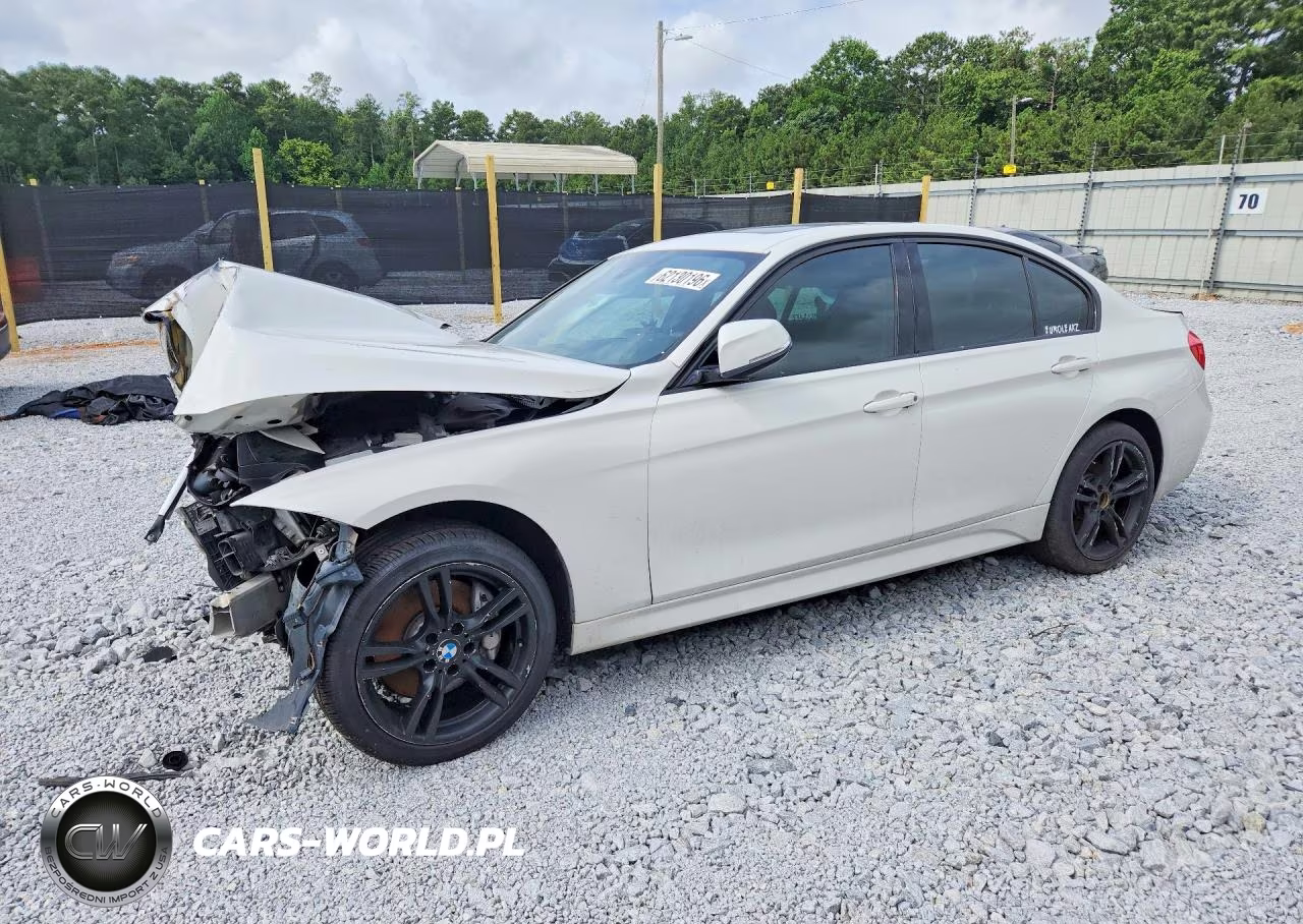 2015 BMW 335 Xi VIN:WBA3B9C53FF588790 - 1