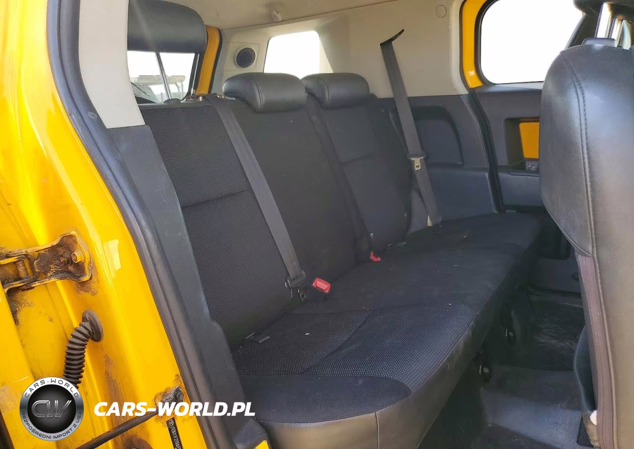 2007 Toyota Fj Cruiser VIN:JTEBU11F270069753 - 10