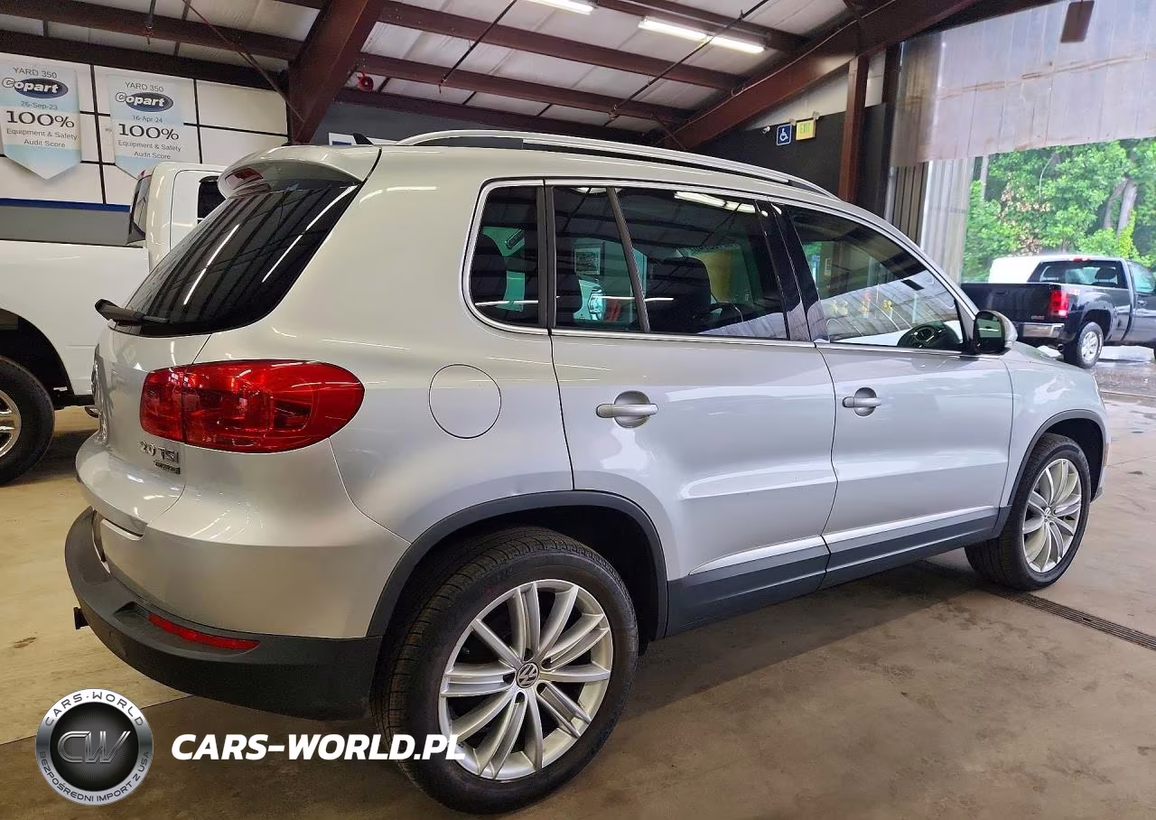 2012 Volkswagen Tiguan S VIN:WVGBV7AX1CW527346 - 3