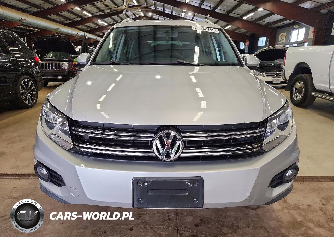 2012 Volkswagen Tiguan S VIN:WVGBV7AX1CW527346 - 5