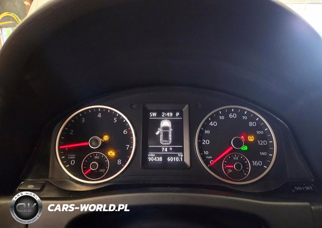 2012 Volkswagen Tiguan S VIN:WVGBV7AX1CW527346 - 9