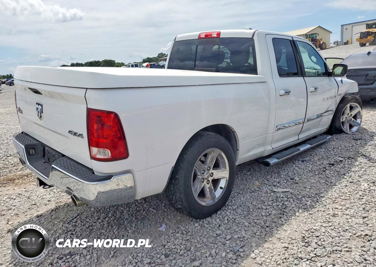 2011 Dodge Ram 1500 VIN:1D7RV1GT4BS608275 - 3