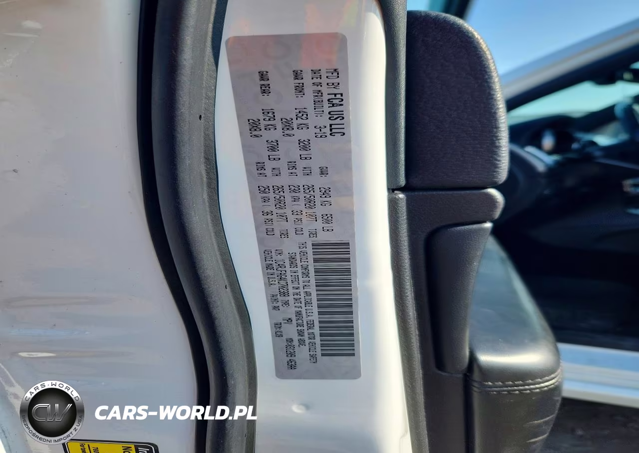 2019 Jeep Grand Cherokee Laredo VIN:1C4RJFAG4KC702388 - 14