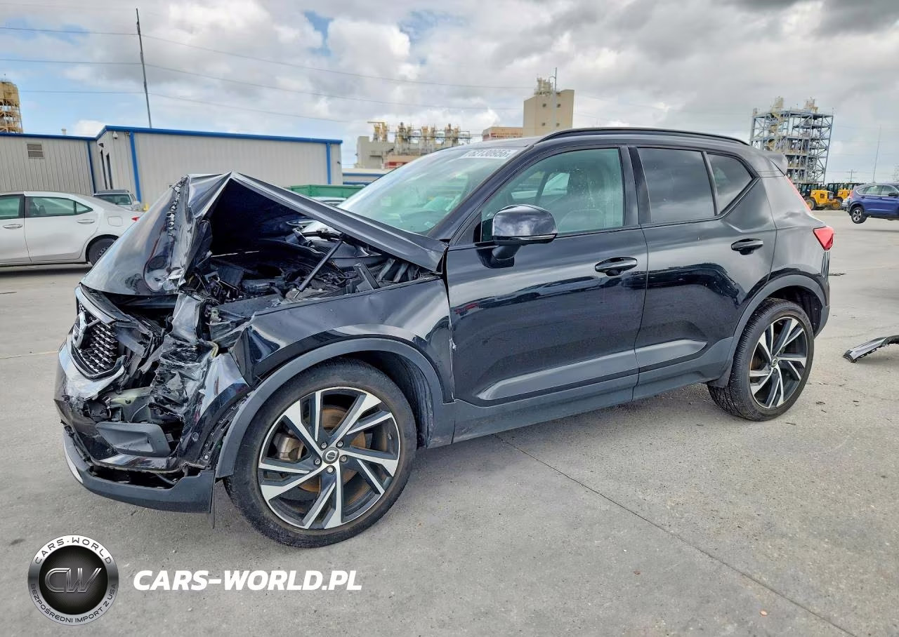 2020 Volvo Xc40 T5 R-Design