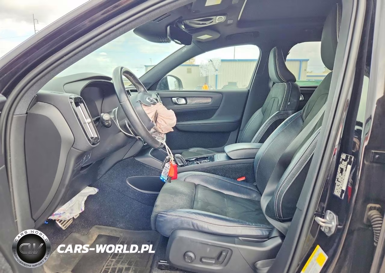 2020 Volvo Xc40 T5 R-Design VIN:YV4162UM7L2217160 - 7