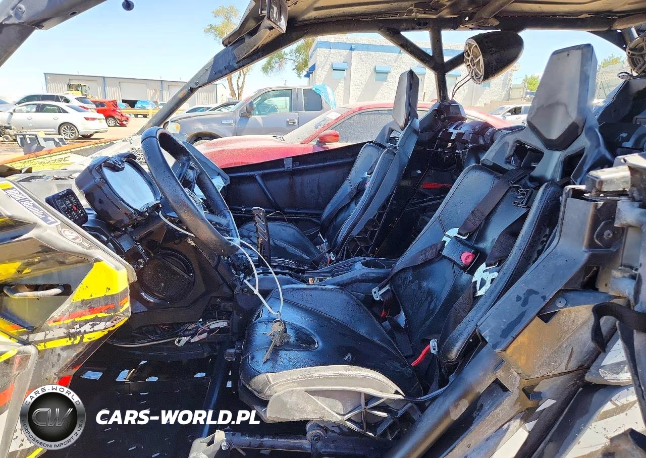 2019 Can-Am Maverick X3 Max X Ds Turbo R VIN:3JBVEAW22KK000215 - 7