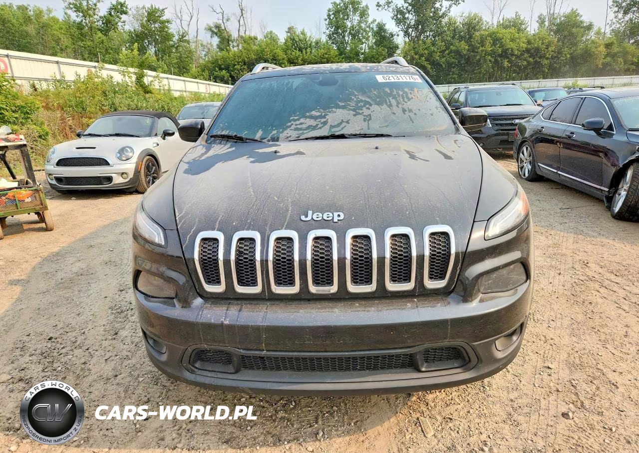 2015 Jeep Cherokee Latitude VIN:1C4PJMCB3FW563601 - 5