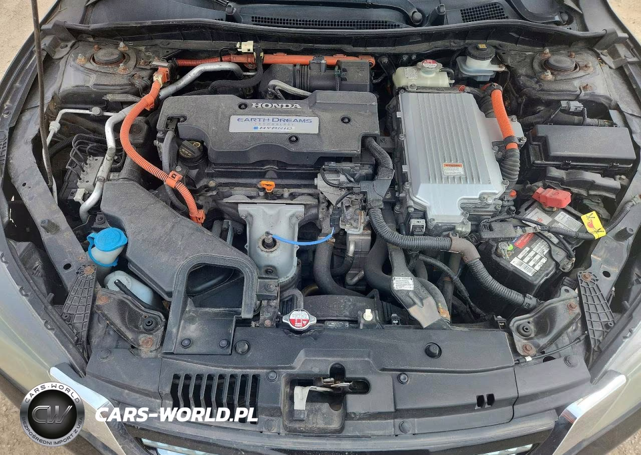 2015 Honda Accord Hybrid VIN:1HGCR6F32FA002618 - 11