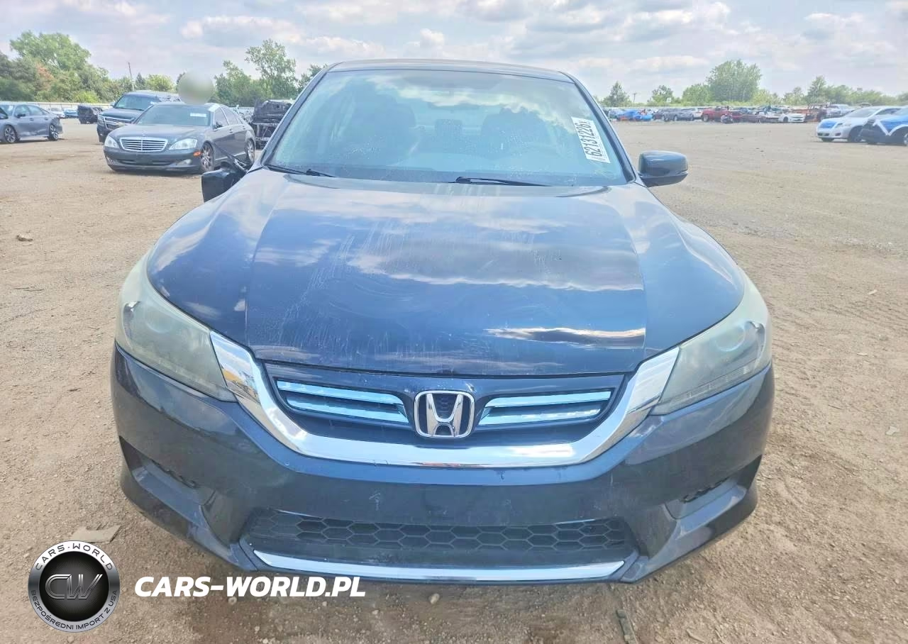 2015 Honda Accord Hybrid VIN:1HGCR6F32FA002618 - 5