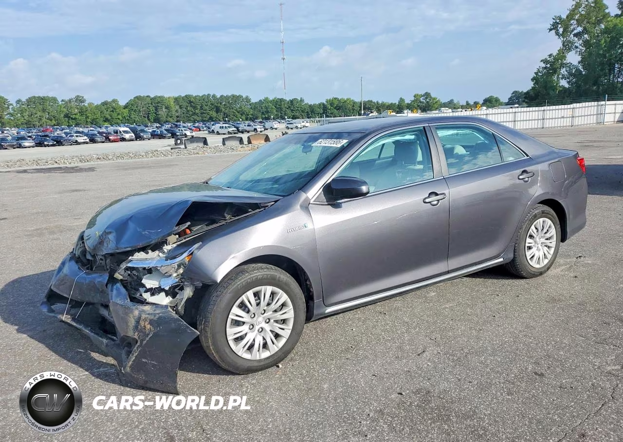 2013 Toyota Camry Hybrid Le