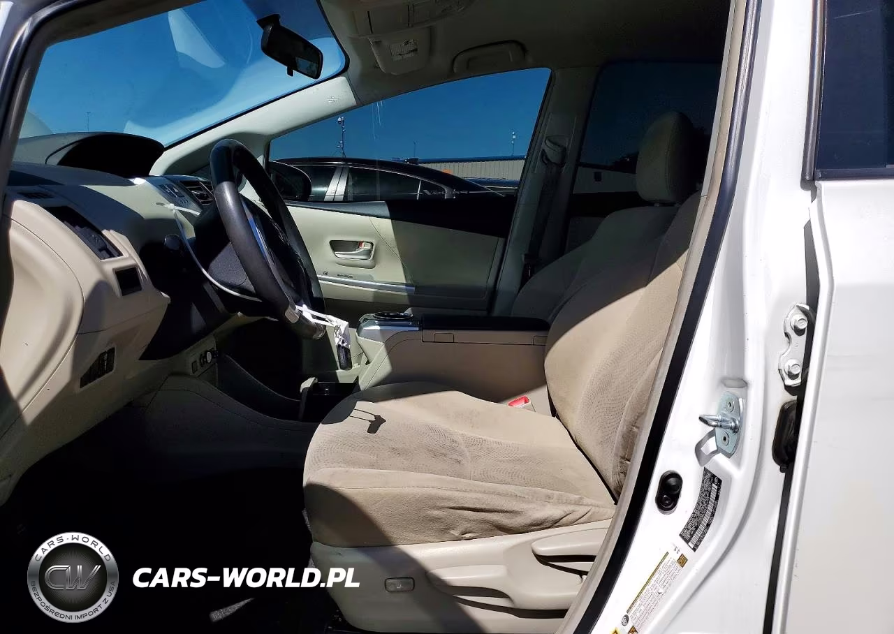 2013 Toyota Prius V Three VIN:JTDZN3EU4D3223314 - 7