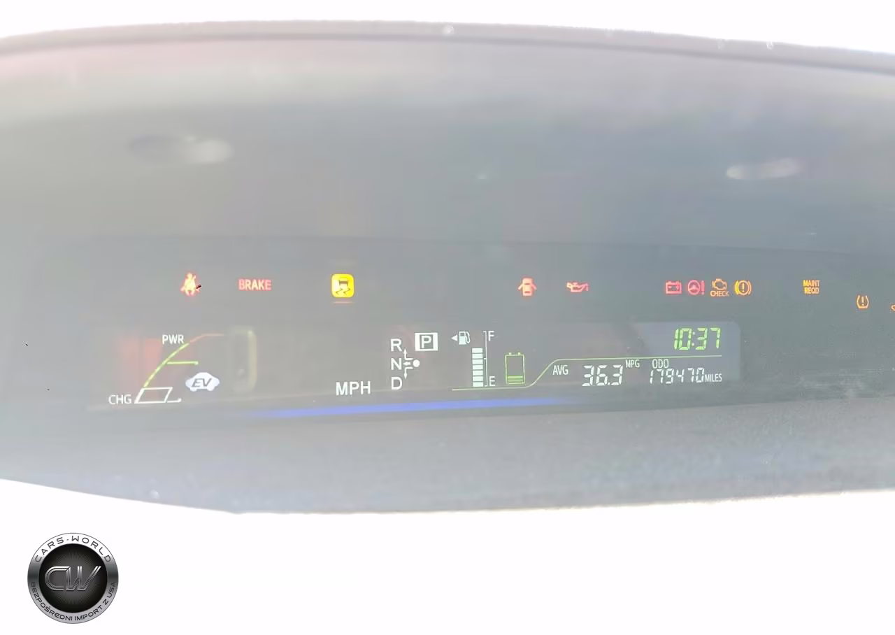 2013 Toyota Prius V Three VIN:JTDZN3EU4D3223314 - 9