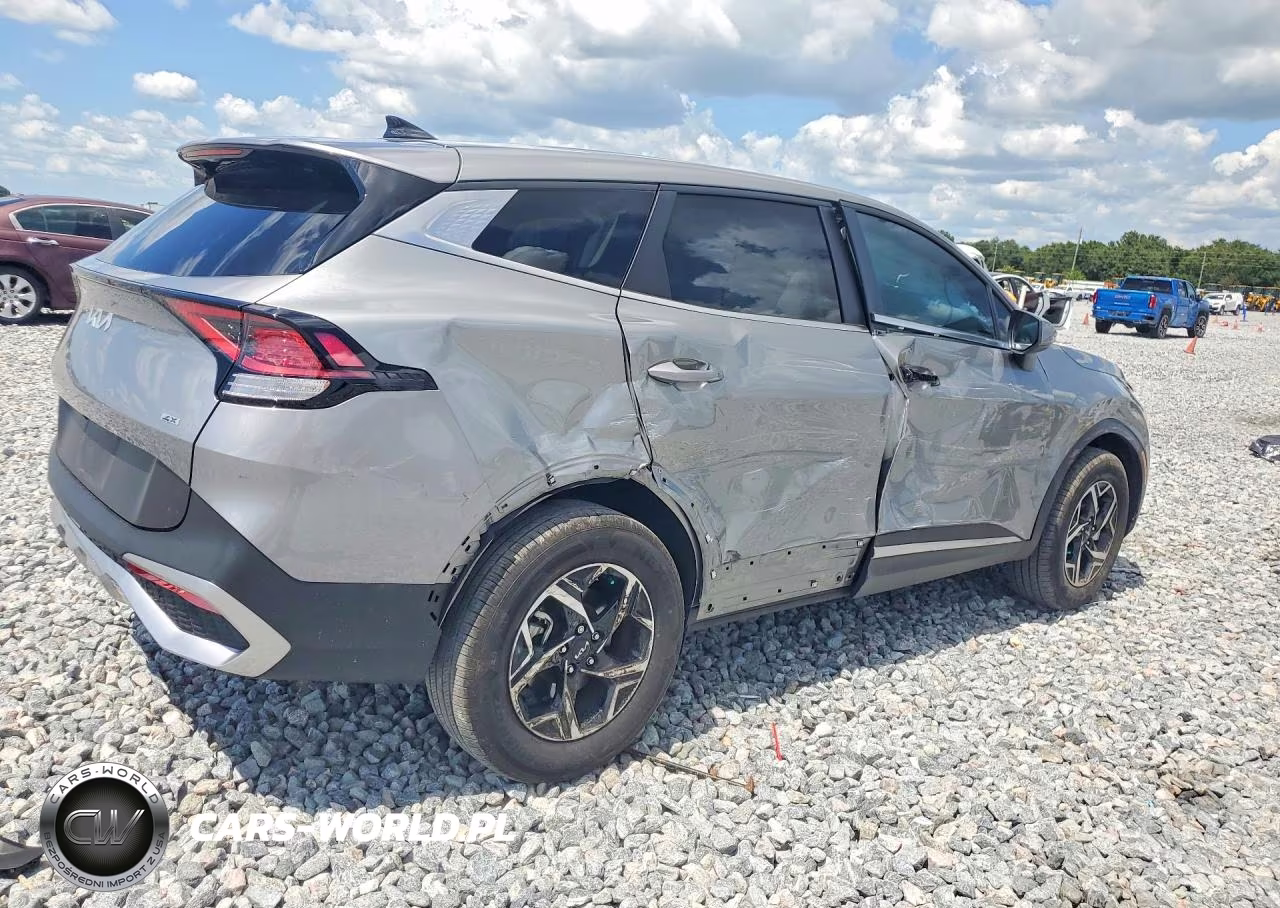 2025 Kia Sportage Lx VIN:KNDPUCDF6S7390373 - 3