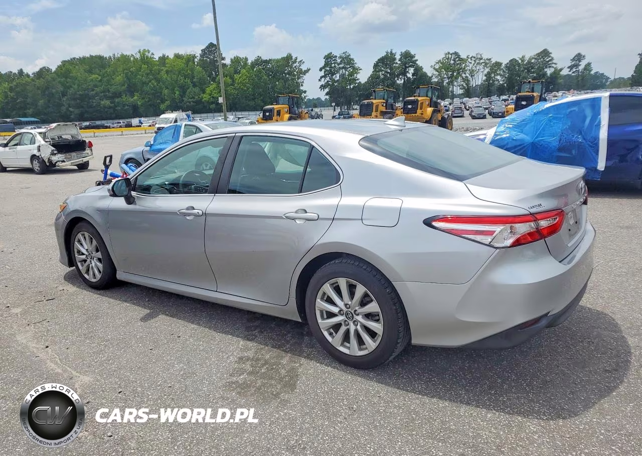 2019 Toyota Camry Le VIN:4T1B11HK5KU778416 - 2